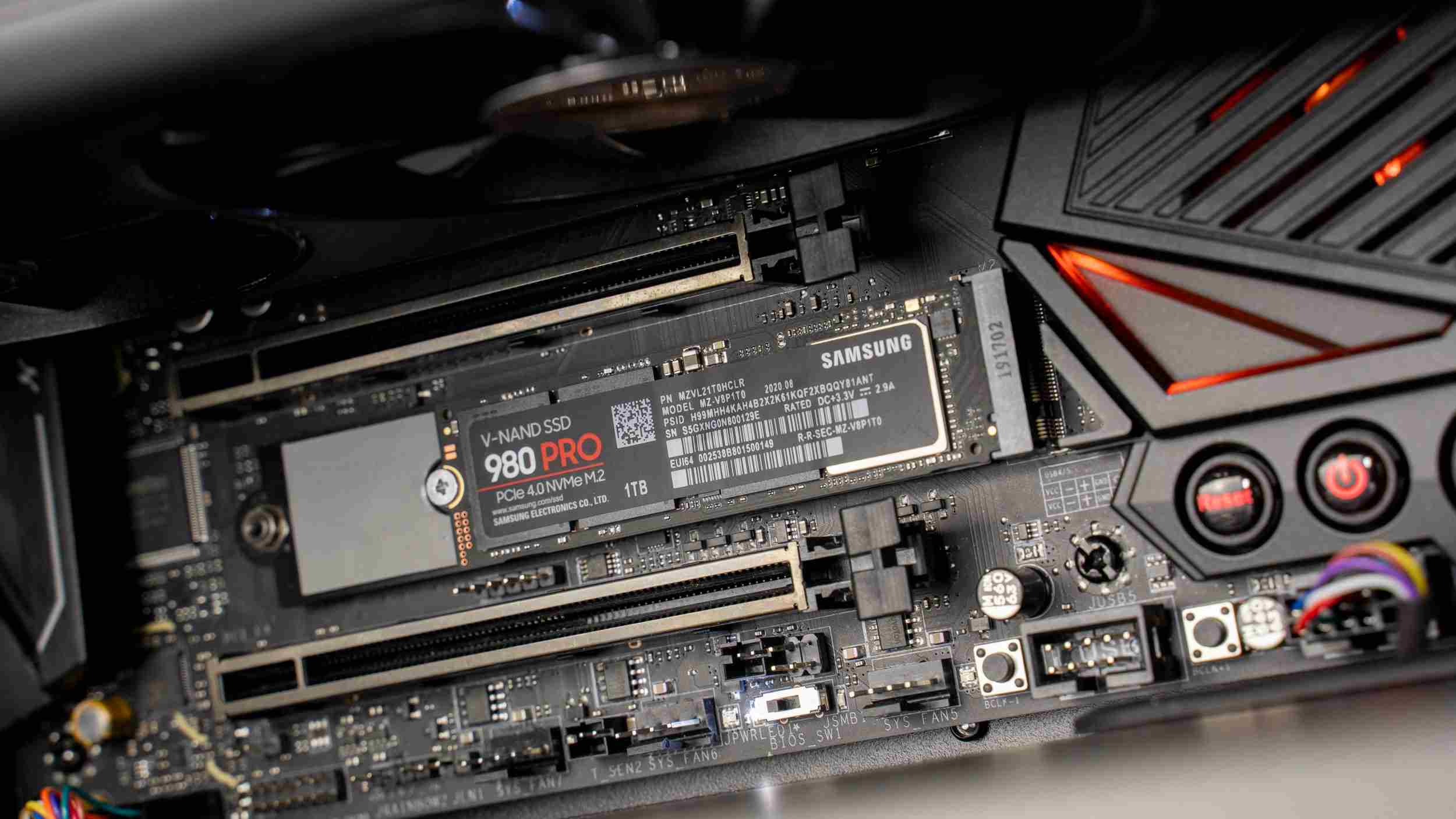 Read more about the article Samsung 980 Pro 500GB Gen4 M.2 NVMe Internal SSD